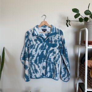 Patagonia Blue and Cream Synchilla Fleece